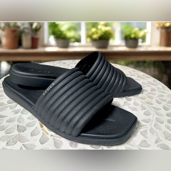 CROCS Shoes - CROCS Women's Miami Slip On Slides Sandals